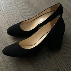 Black Suede Round Toe Block Heel Pumps - Size 39.5